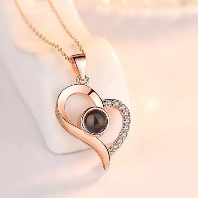 ❤️ Romántico collar para tu persona favorita "Te amo en 100 idiomas" - Exclusivo diseño en cobre, incluye bolsa de regalo - Oferta 50% DCTO🏷️ 💥