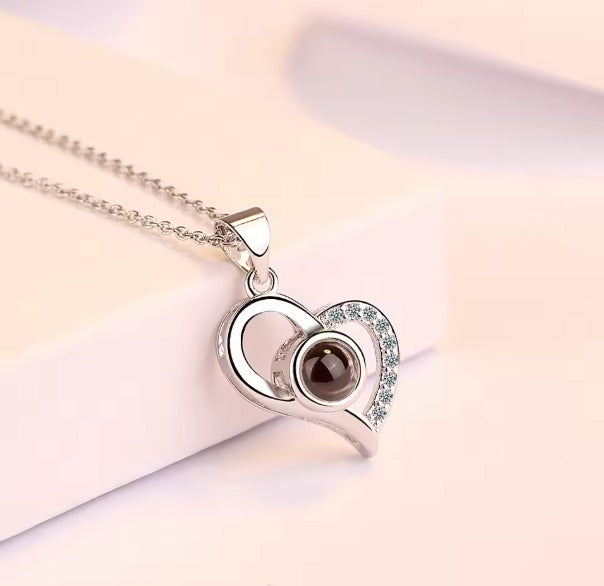 ❤️ Romántico collar para tu persona favorita "Te amo en 100 idiomas" - Exclusivo diseño en cobre, incluye bolsa de regalo - Oferta 50% DCTO🏷️ 💥